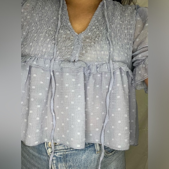 Zara size XS sky blue polka‎ dot short sleeve blouse in excellent condition - Picture 7 of 8